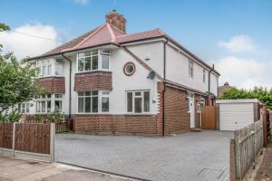 Bourne Vale, BR2 - £780,000