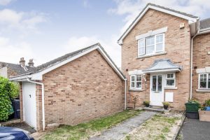 Farrier Close, BR1 - £430,000