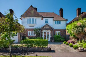 Hayes Hill, BR2 - £1,100,000